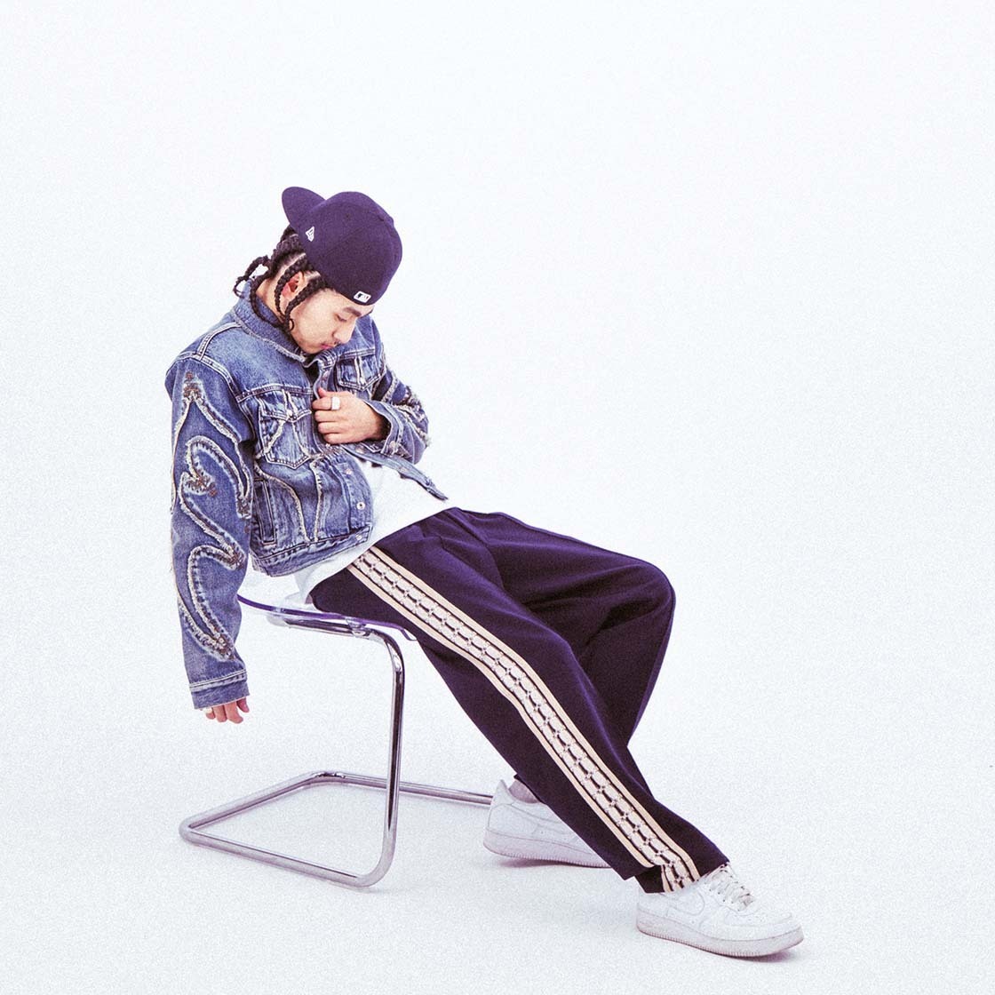 HELMUT LANG SWEATER ラッパーkohjiyaさん着用モデル 先月リリースしたMINI ALBUMが好調なKohjiyaが雪にインスパイアされて